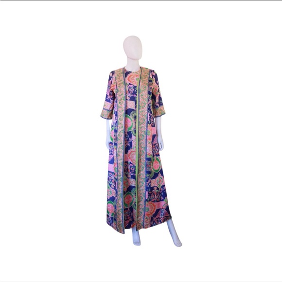1960s Caftan - Picture 2 of 8
